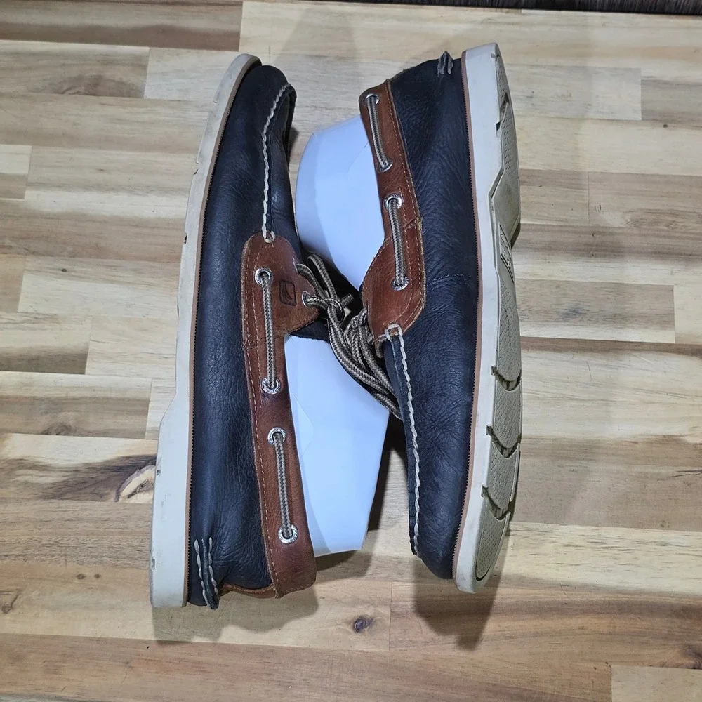 Sperry Top-Sider Billfish 3-Eye Boat Shoe‎ Men 11M Navy Brown Leather